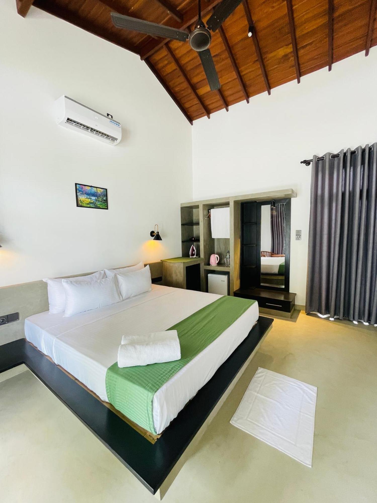 Thara Inn Villa Dikwella Sur Exterior foto