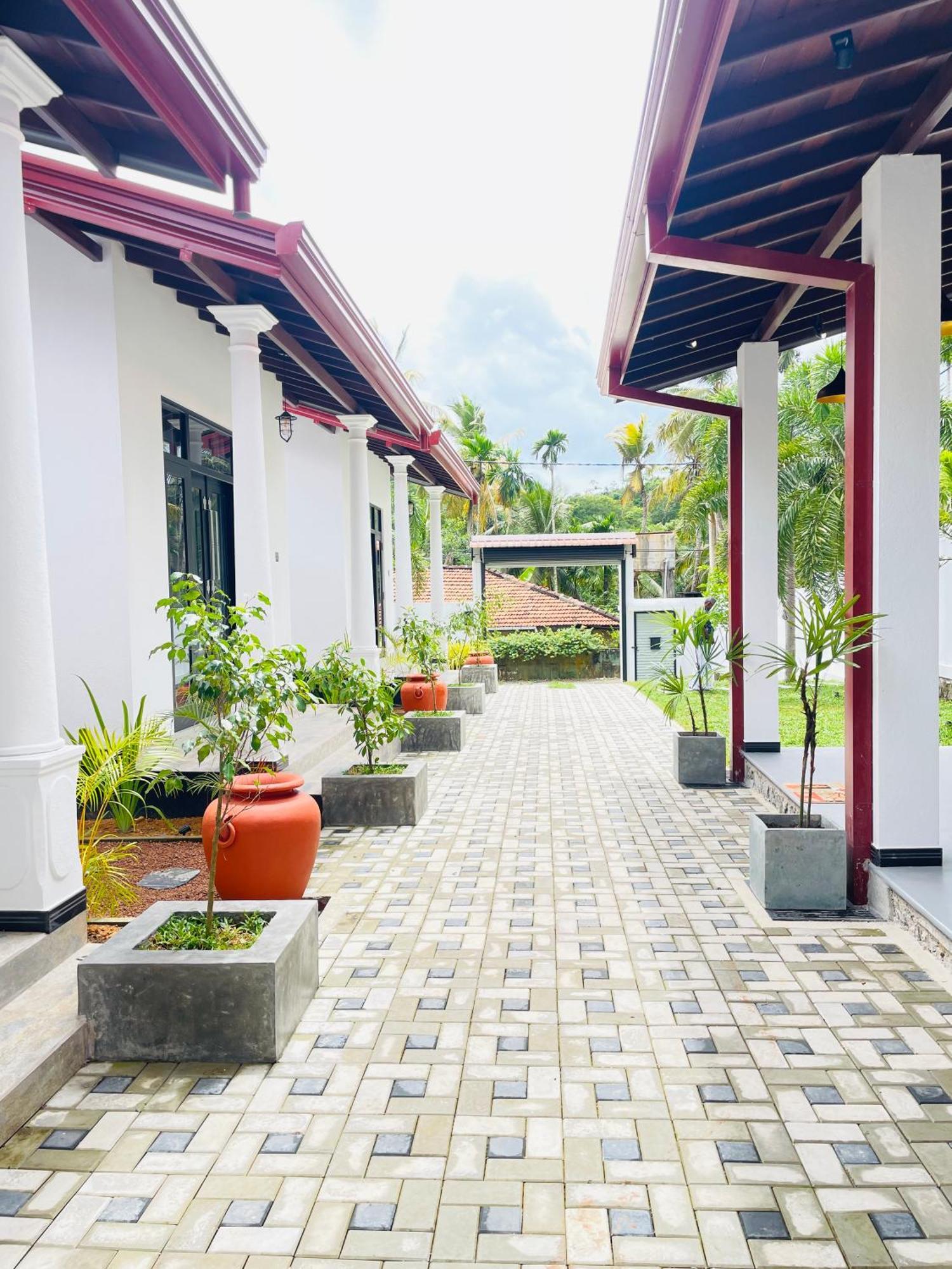 Thara Inn Villa Dikwella Sur Exterior foto